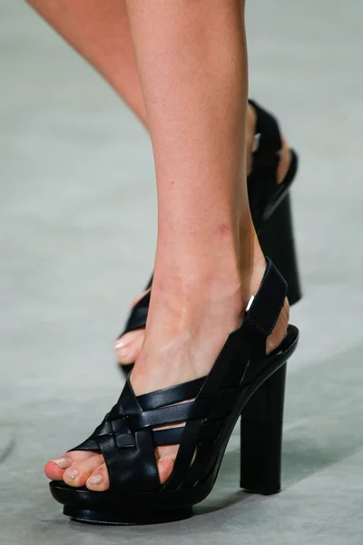 Look 27